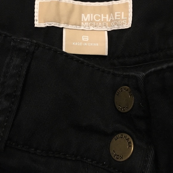 MICHAEL Michael Kors Black Bermuda Shorts - Picture 3 of 8